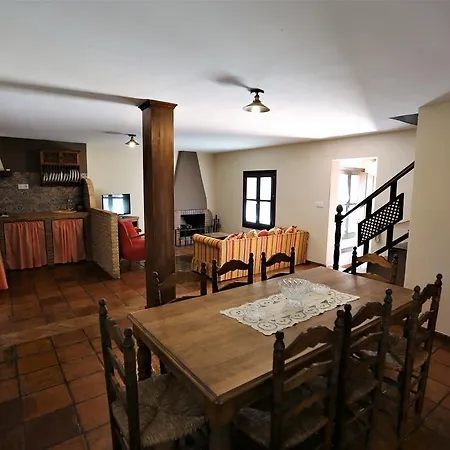 Paraíso Del Huéznar Hotel